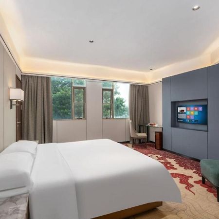 Mizparton Hotel South Qianjin Road Heshan  Eksteriør bilde